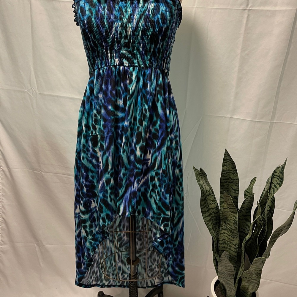 Smocked high low dress - Picture 7 of 7